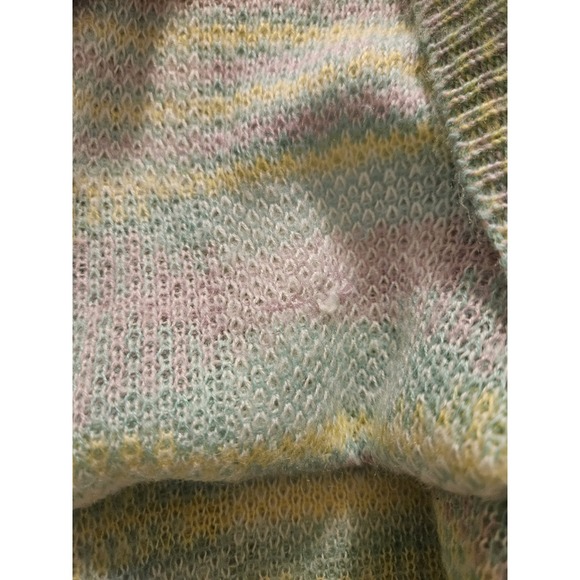 Pink Lily Green Color Block Sweater - Picture 5 of 5